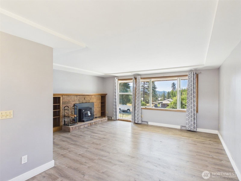 1020 Leo Gaffney Boulevard photo 2