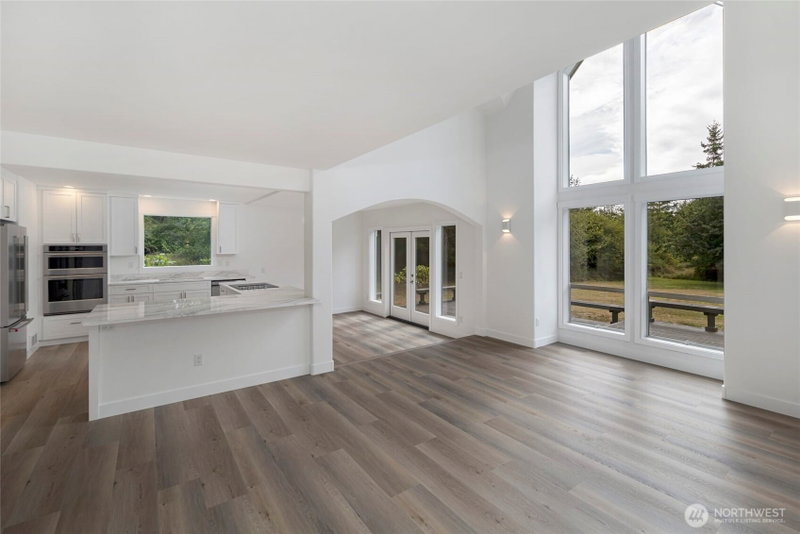 184 Ocean View Drive photo 2