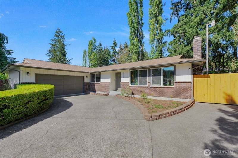 18604 9th Avenue Ct E photo 2