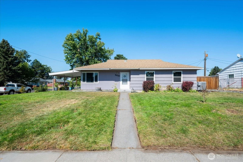 2416 Pullen Street photo 1