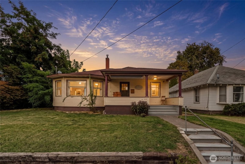 353 S 4th Avenue photo 1