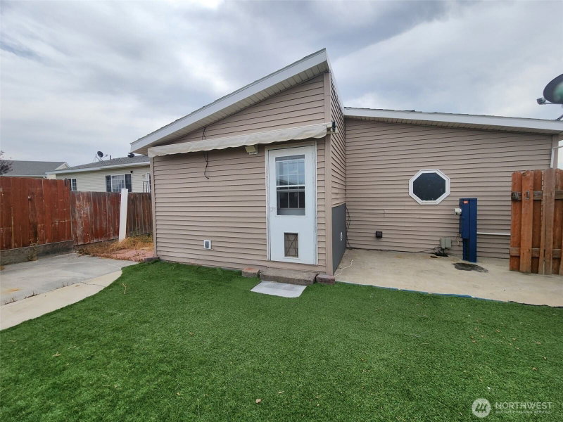 309 5th Avenue SE photo 23