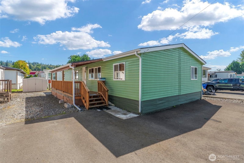 1006 S 12th Avenue photo 1