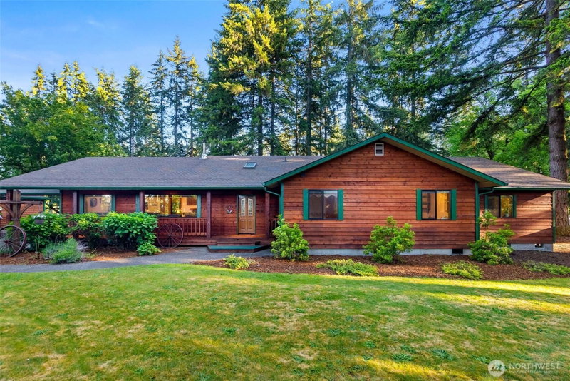 17104 Old Highway 99 photo 2