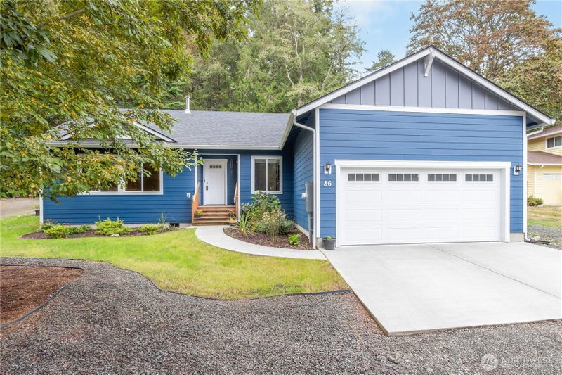 86 Rainier Lane photo 1