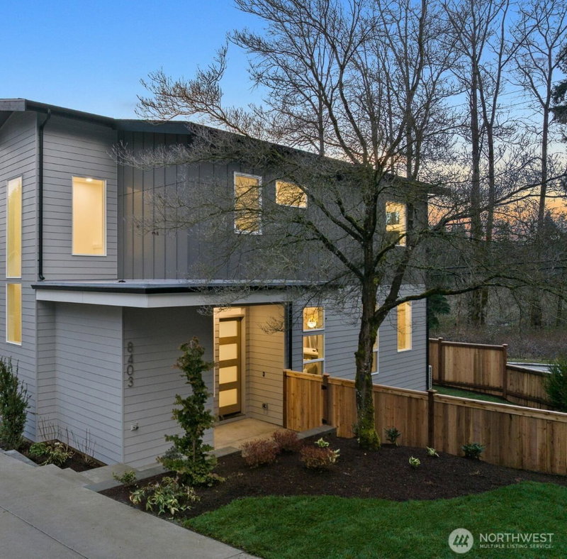 8403 NE 137th Street photo 2