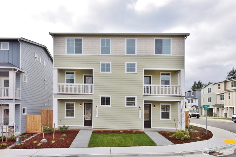 8779 151st Court E photo 2