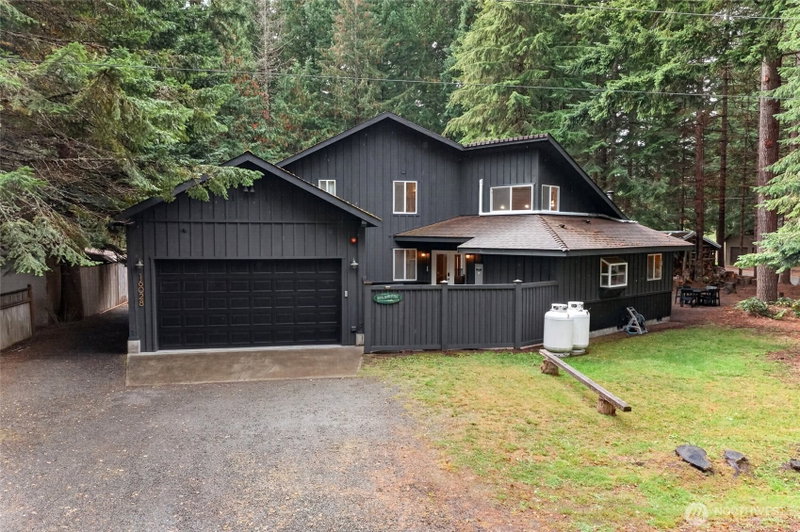 16028 E Crystal Drive E photo 1