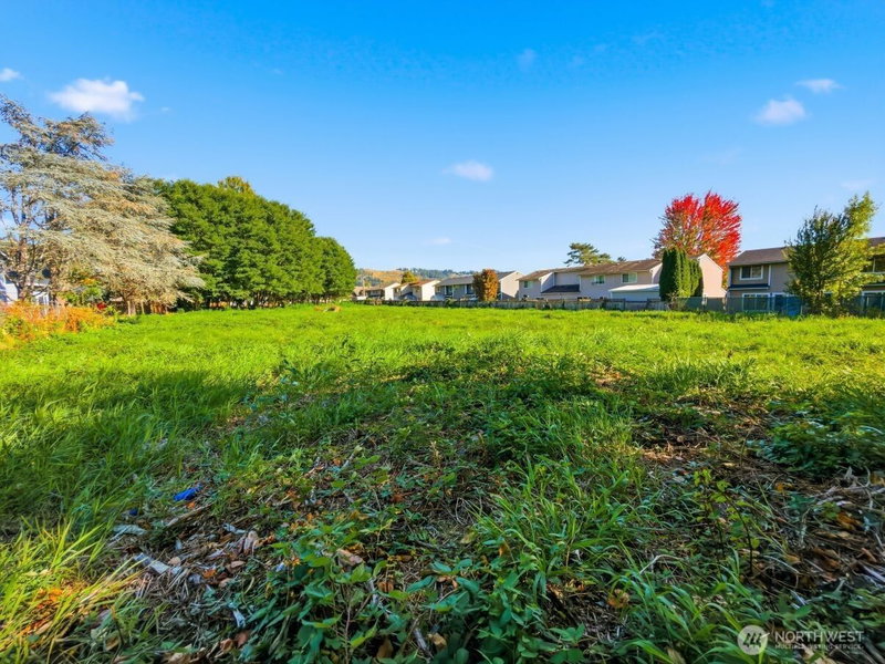 5706 Parker Road E photo 10