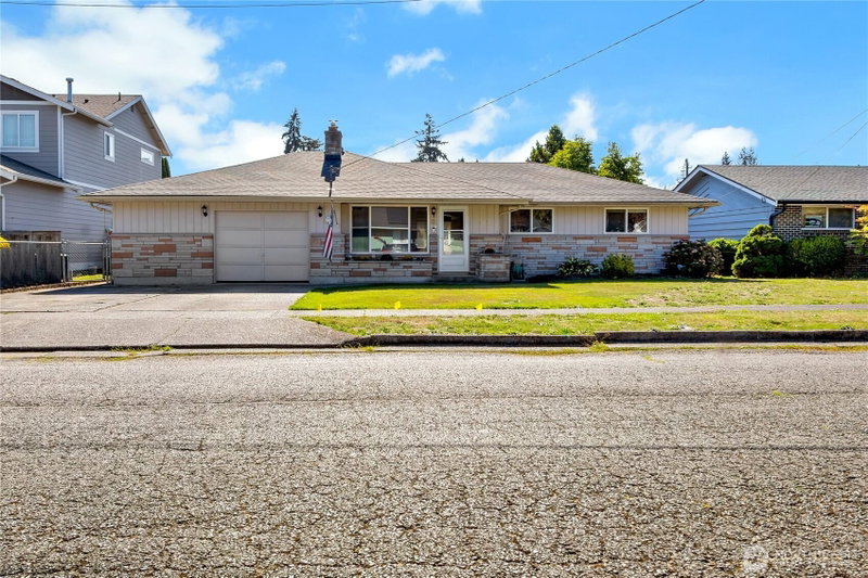 820 9th Avenue NW photo 1