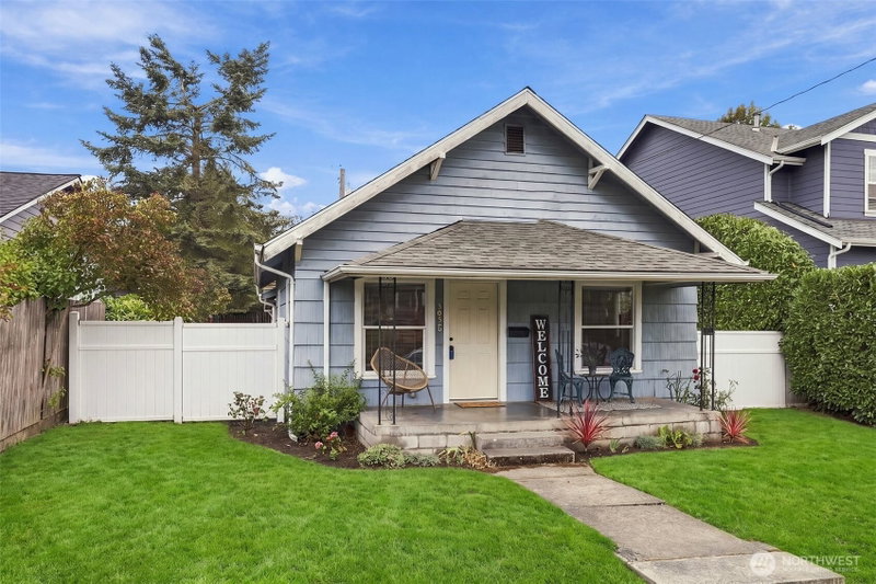 303 G Street SE photo 1