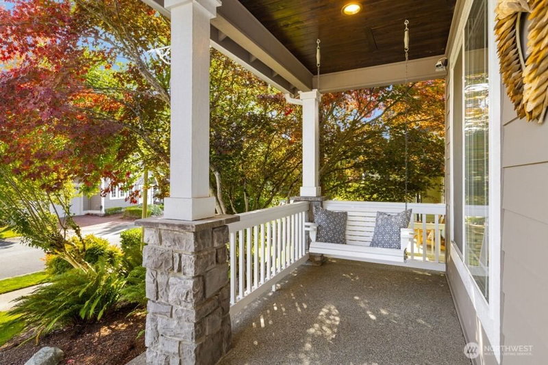 18306 92nd Avenue E photo 2