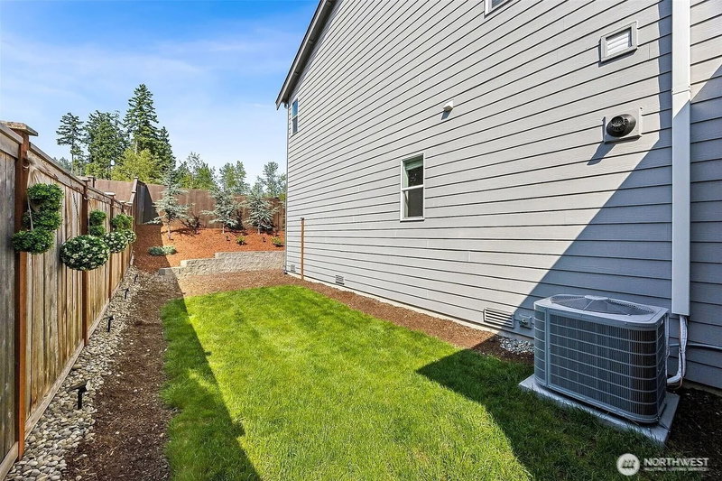 12911 Emerald Ridge Boulevard E photo 35