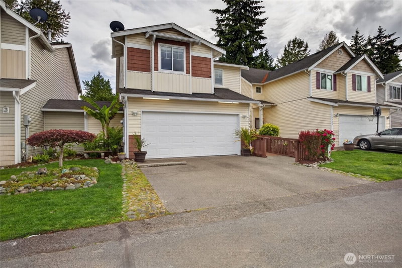 10426 198th Street Ct E photo 1