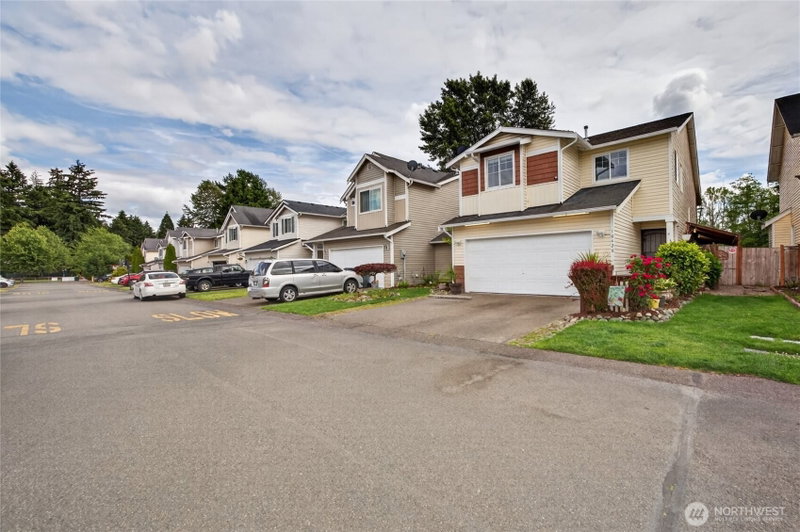 10426 198th Street Ct E photo 36
