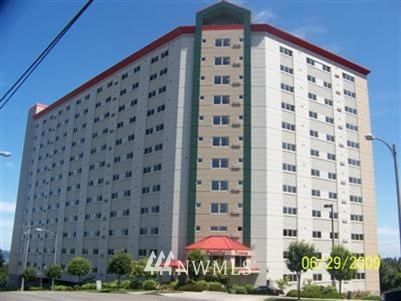Pacific Towers