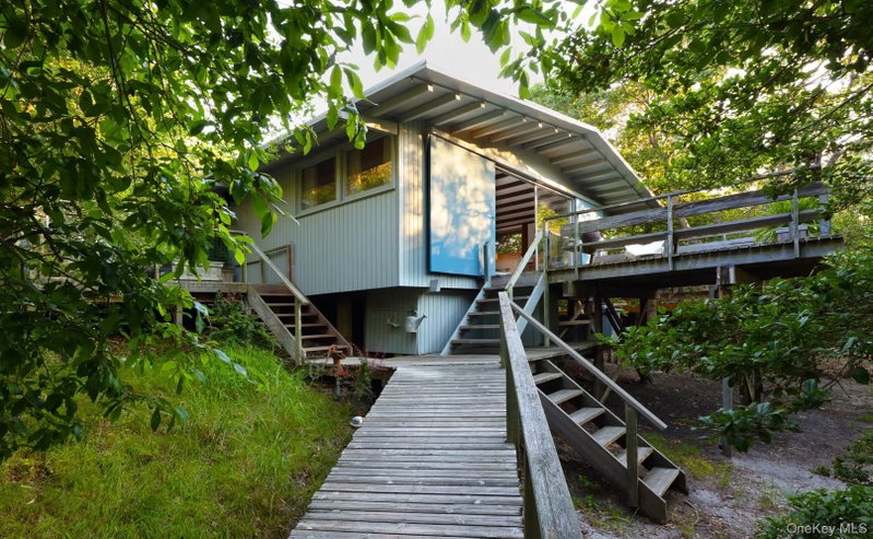 284 Bay Walk