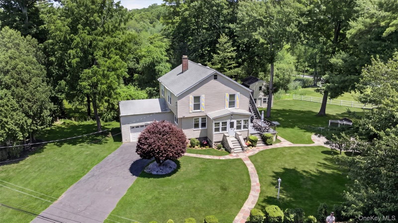 3112 Donald Court
