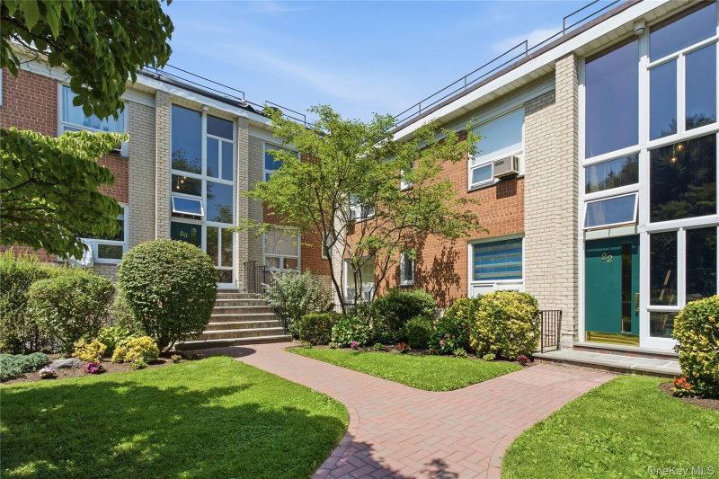 20 Channing Place Unit 2L