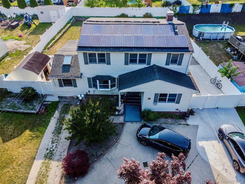 44 Howell Avenue