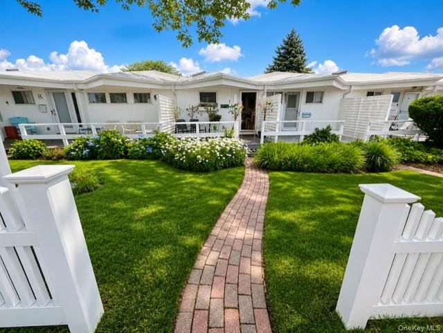 35 Library Avenue AVE Unit 8 R