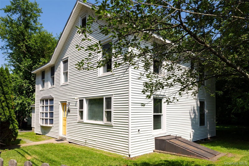 420 Rhinecliff Road