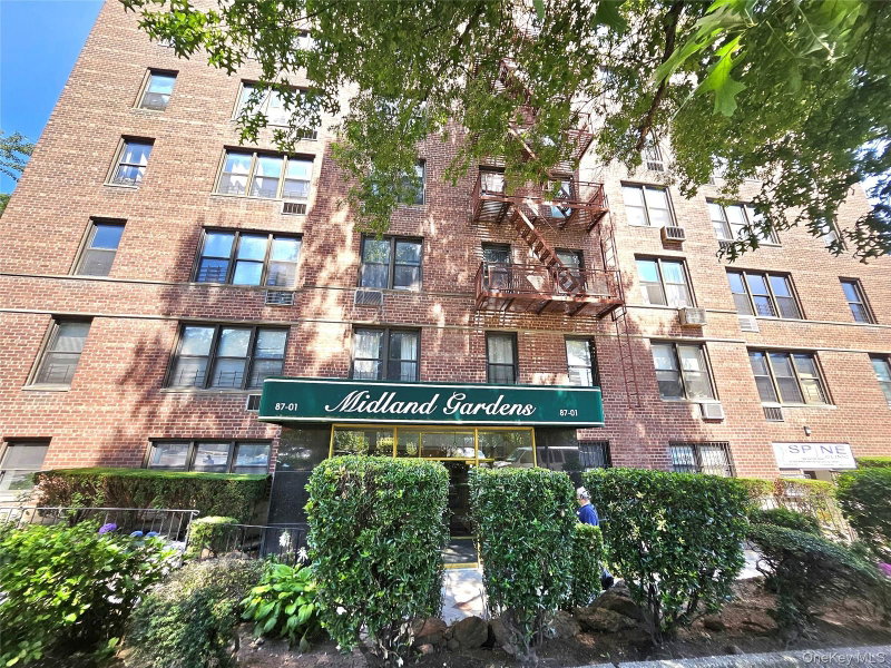 87-01 Midland Parkway Unit 7D