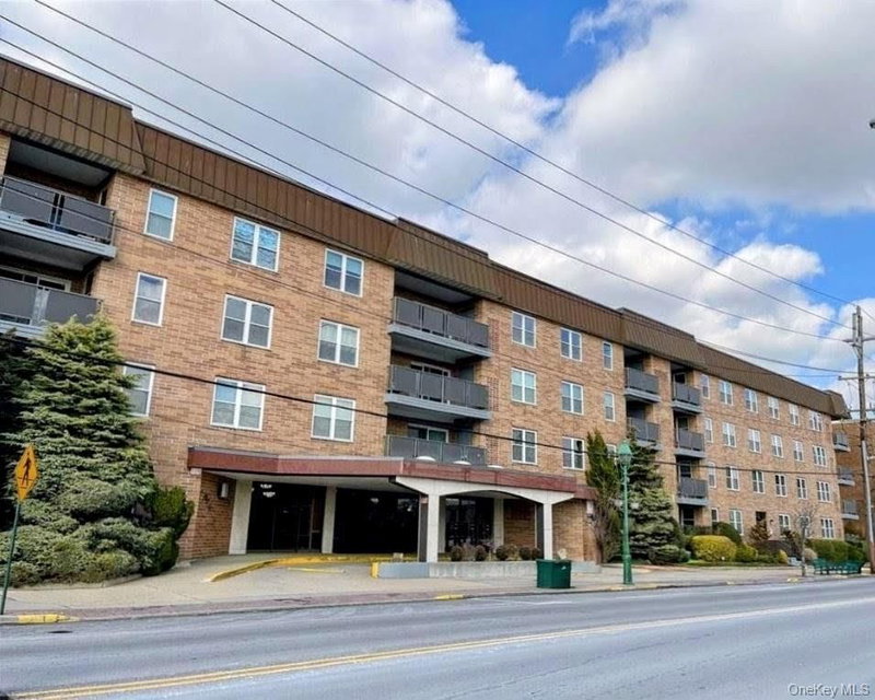 360 Central Avenue Unit 415