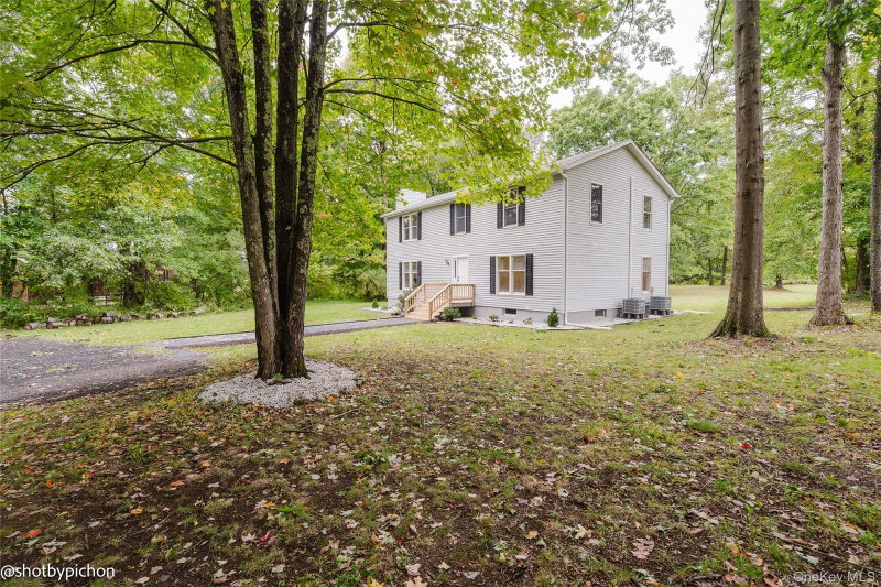 447 Elting Corners Road