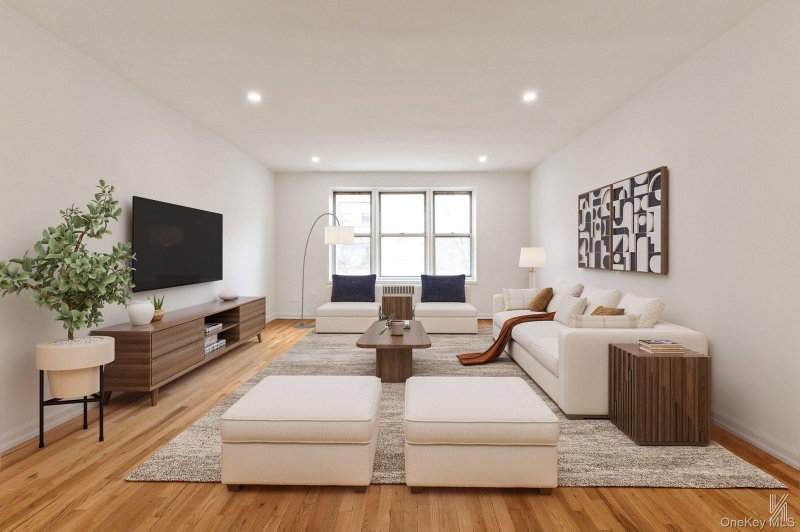 79-10 34th Avenue Unit 4U