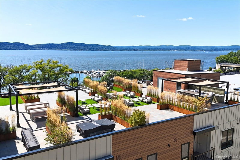25 Riverside Avenue Unit 108