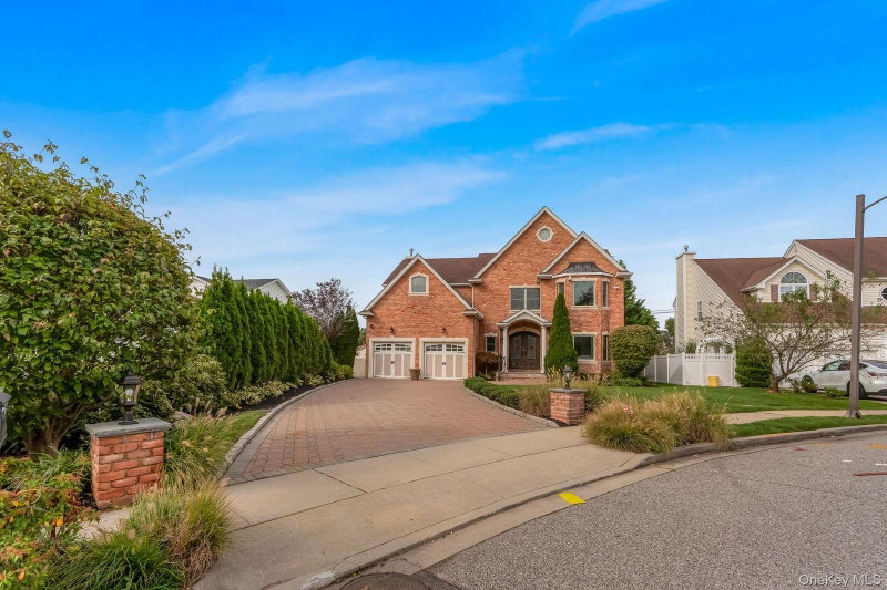 4 Corin Court