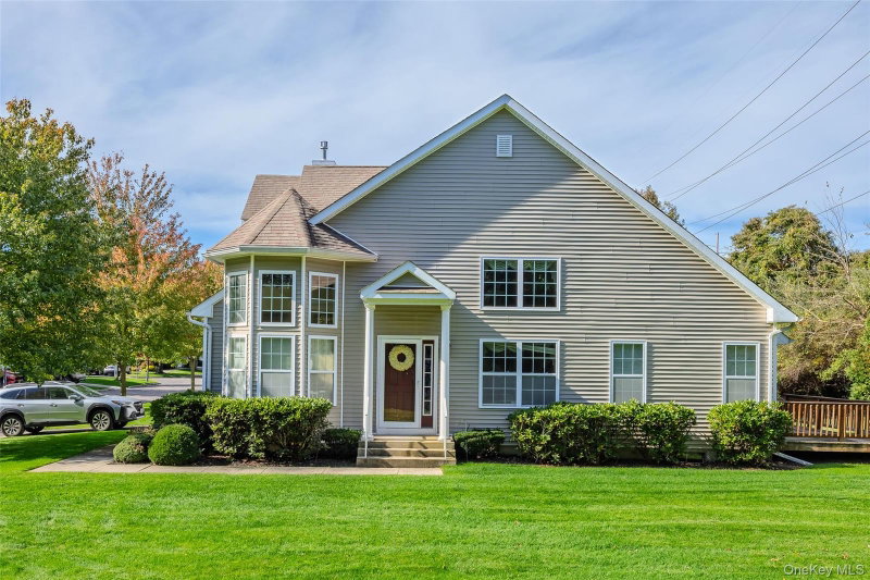 48 Avery Lane