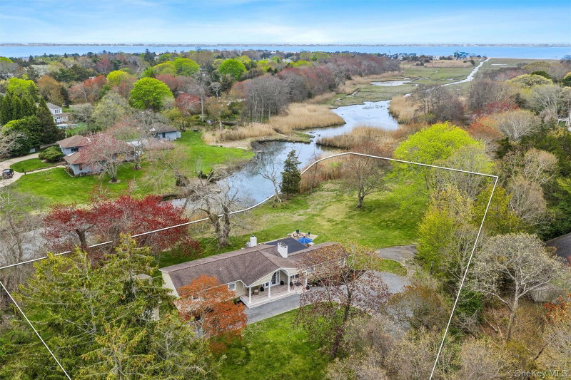 111 Country Road