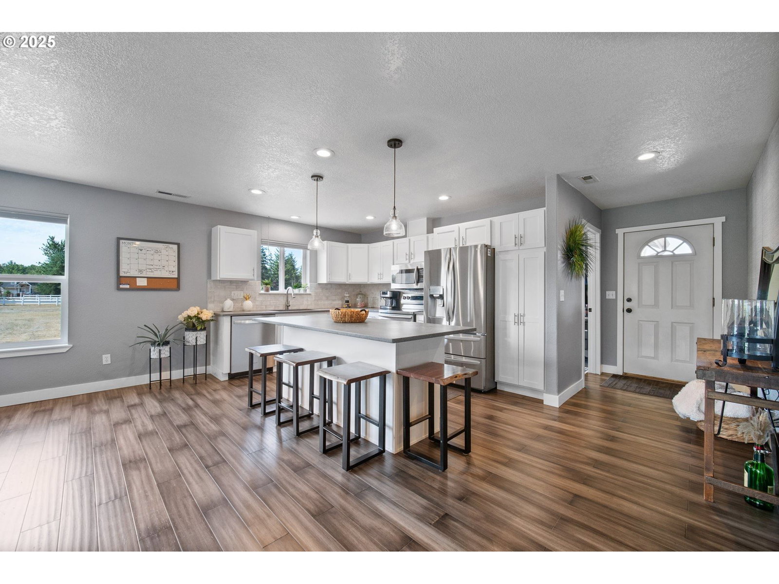 Listing photo 4 of 48, 195 BAY POINT DR, Castle Rock, WA, 98611