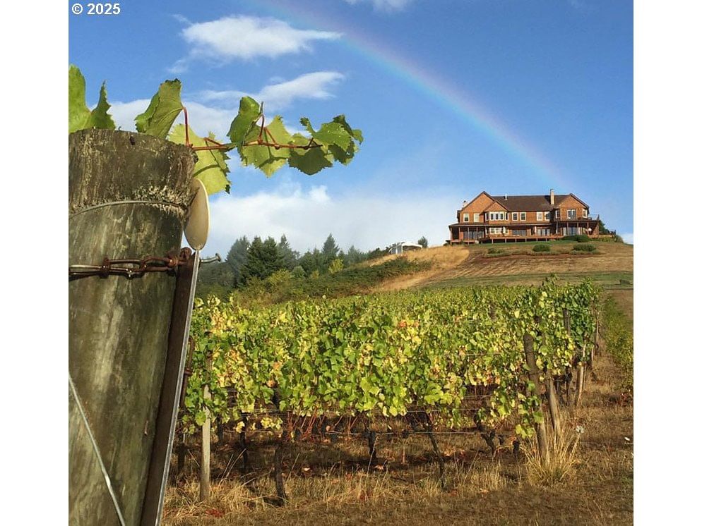 Listing photo 5 of 48, 10660 SW YOUNGBERG HILL RD, McMinnville, OR, 97128