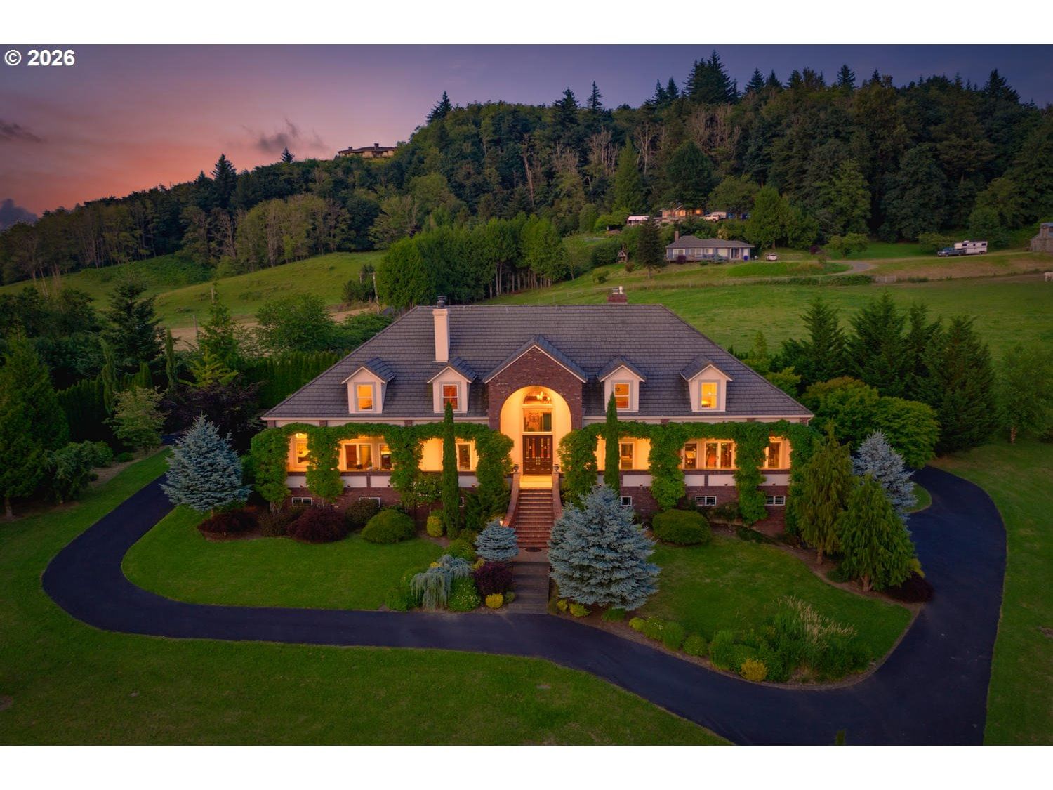 Listing photo 4 of 20, 1408 NE OGDEN RD, Troutdale, OR, 97060