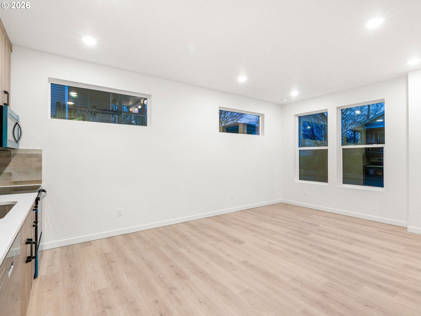 Listing photo 5 of 11, 8350 N Bank ST, Portland, OR, 97203