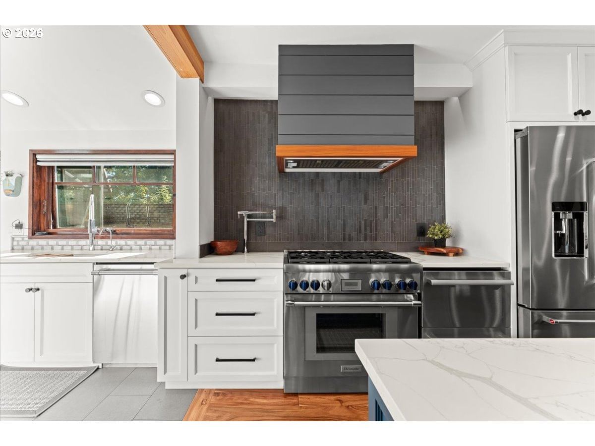 Listing photo 4 of 46, 7642 SE HARRISON ST, Portland, OR, 97215