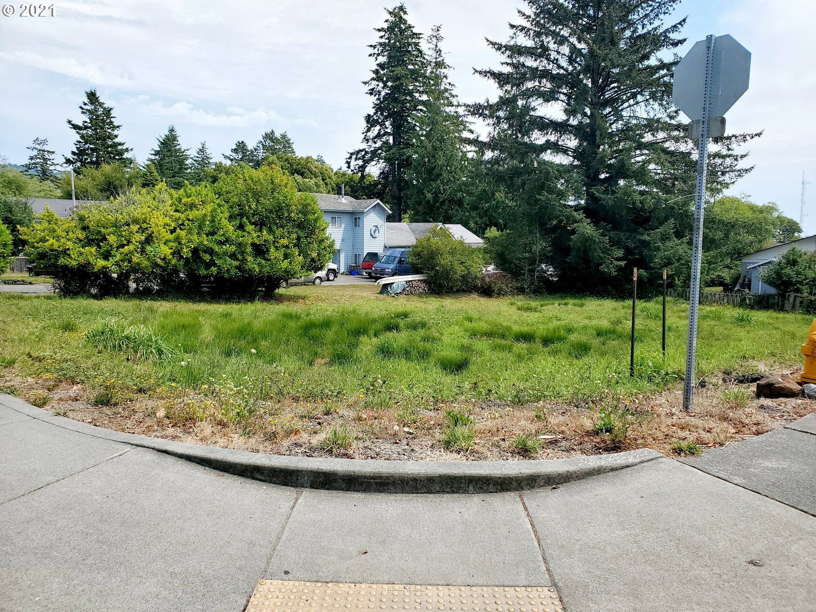 Listing photo 4 of 10, 00 Easy, Brookings, OR, 97415