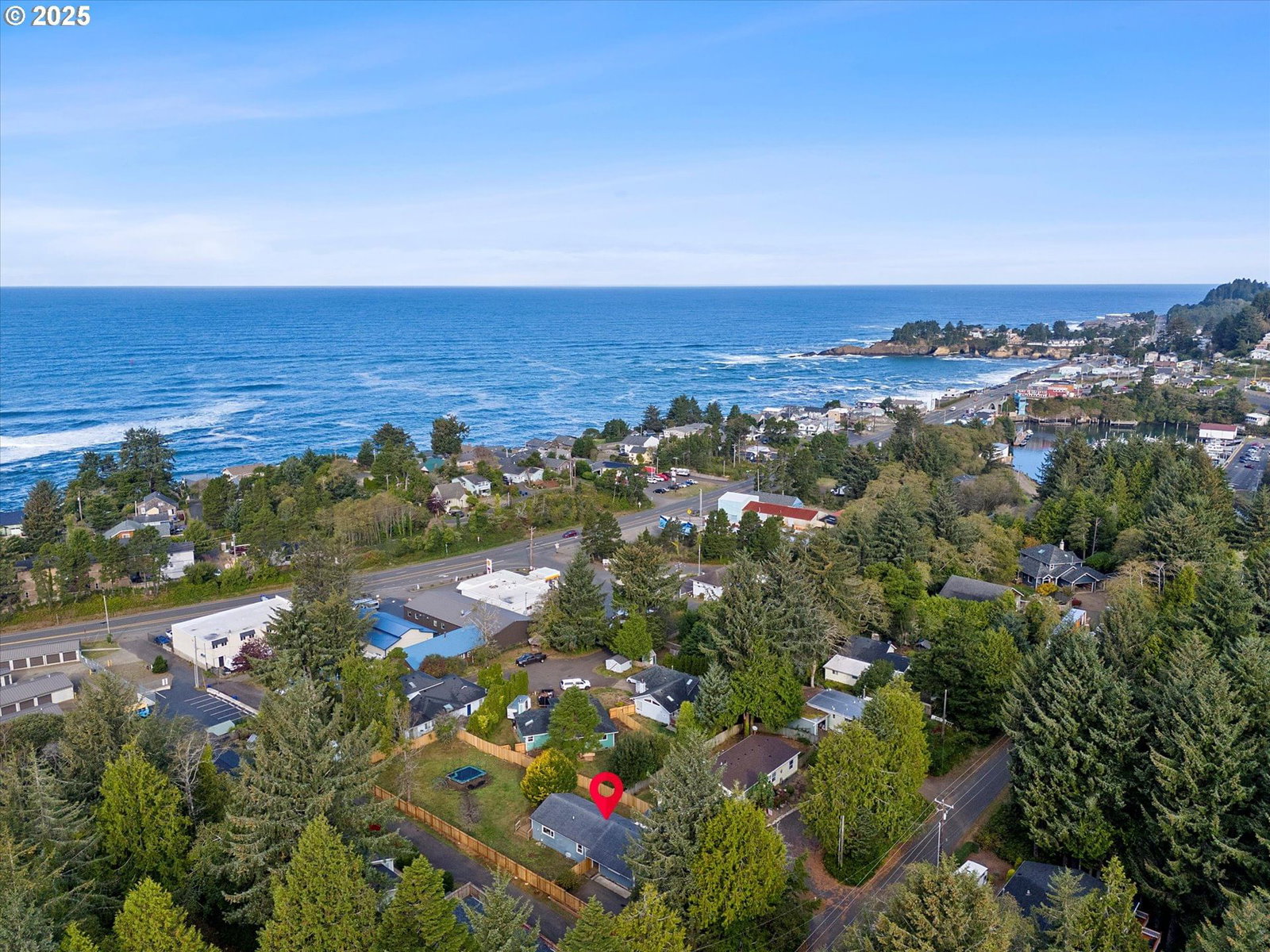 Listing photo 4 of 48, 665 SE INDIAN TRAIL AVE, Depoe Bay, OR, 97341