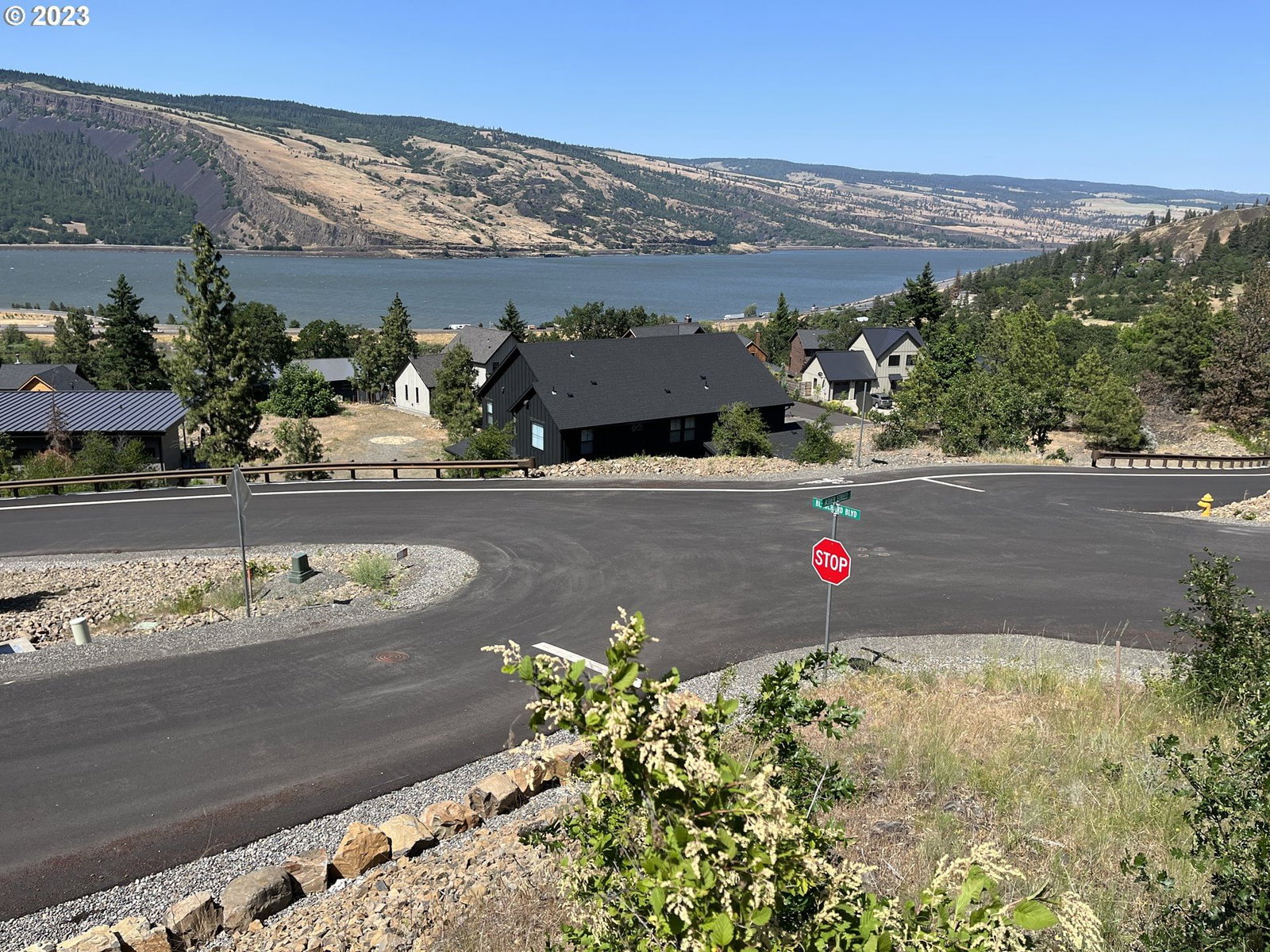Listing photo 4 of 33, Asher ST #36, Mosier, OR, 97040