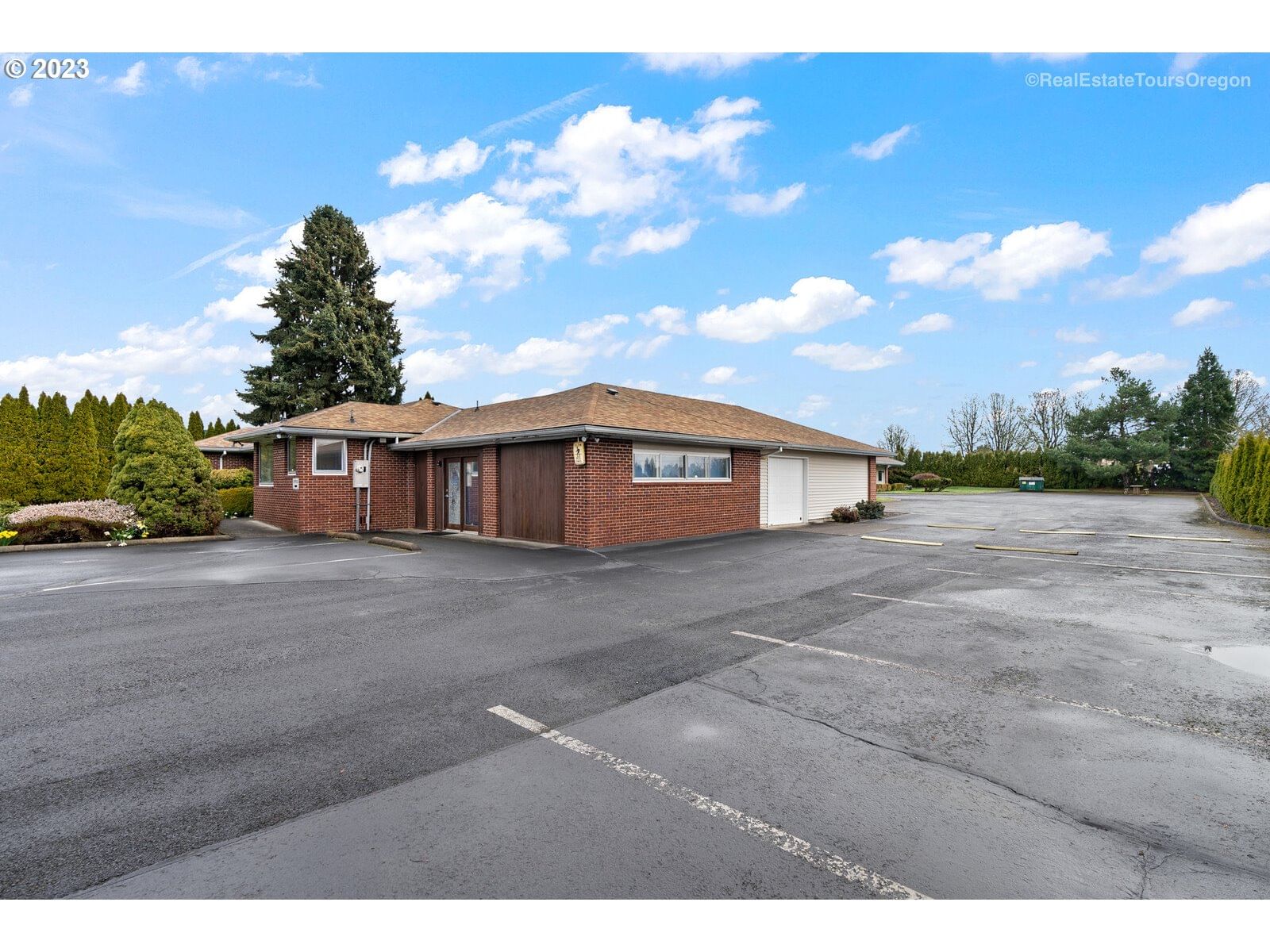 Listing photo 4 of 48, 2221 YEW ST, Forest Grove, OR, 97116