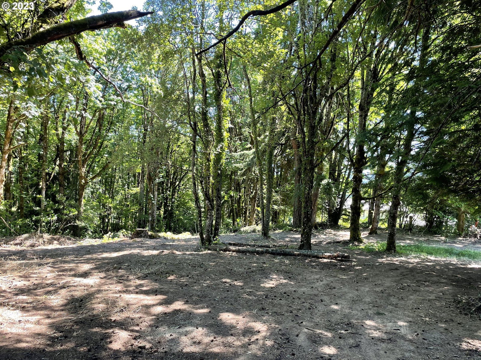 Listing photo 4 of 17, 11902 NW TUALATIN AVE, Portland, OR, 97229