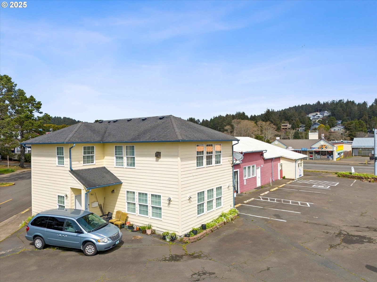 Listing photo 5 of 17, 4787 SW HIGHWAY 101, Lincoln City, OR, 97367