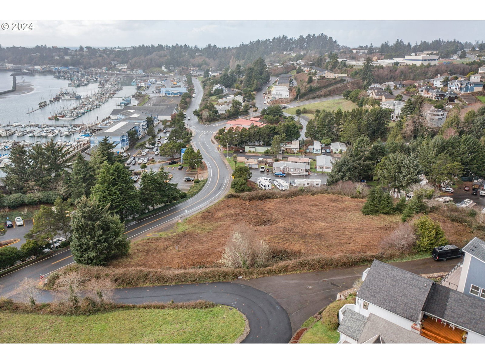 Listing photo 5 of 20, 1005 SE BAY BLVD, Newport, OR, 97365