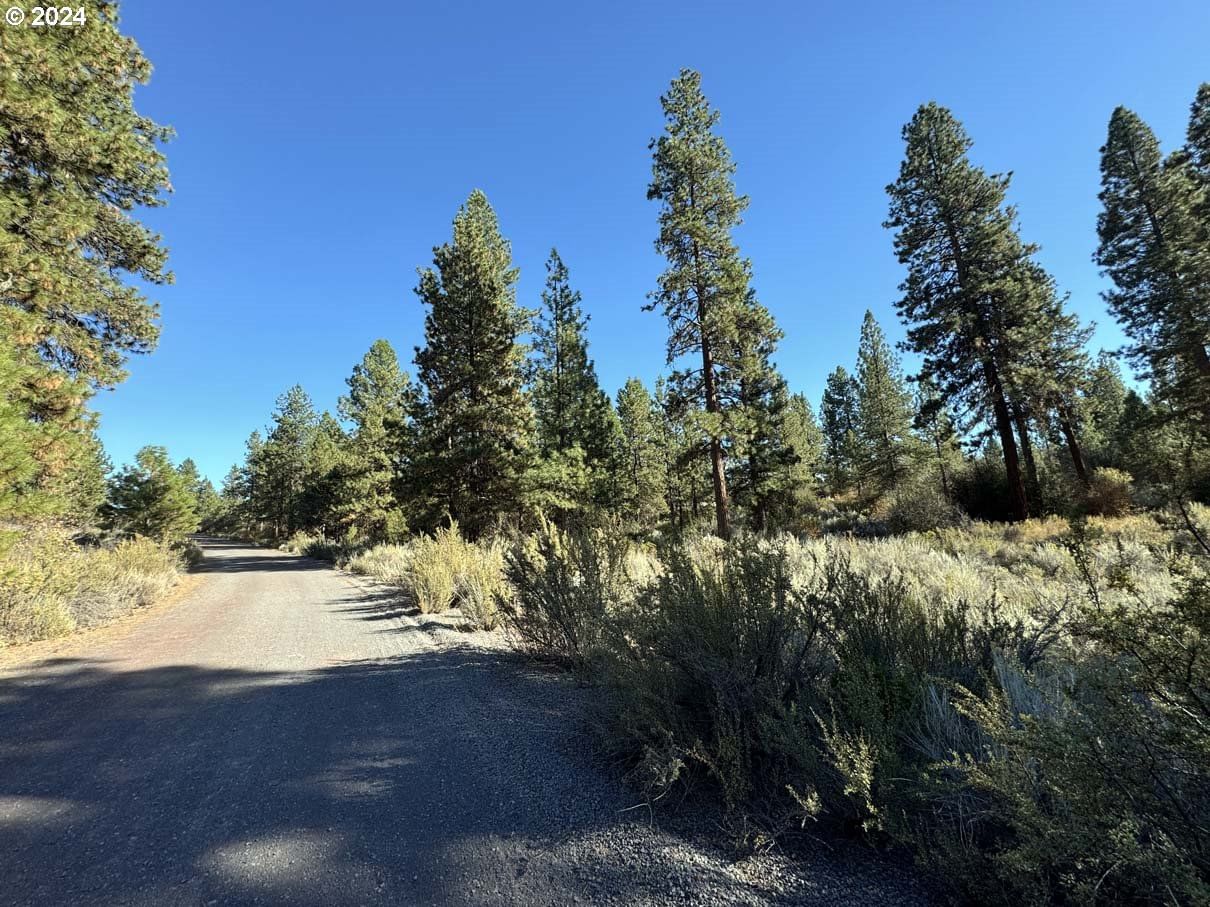 Listing photo 4 of 32, Legget DR ##5, Chiloquin, OR, 97624