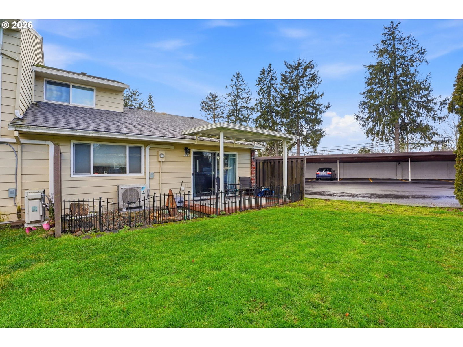 Listing photo 4 of 32, 1830 NE HOGAN DR, Gresham, OR, 97030