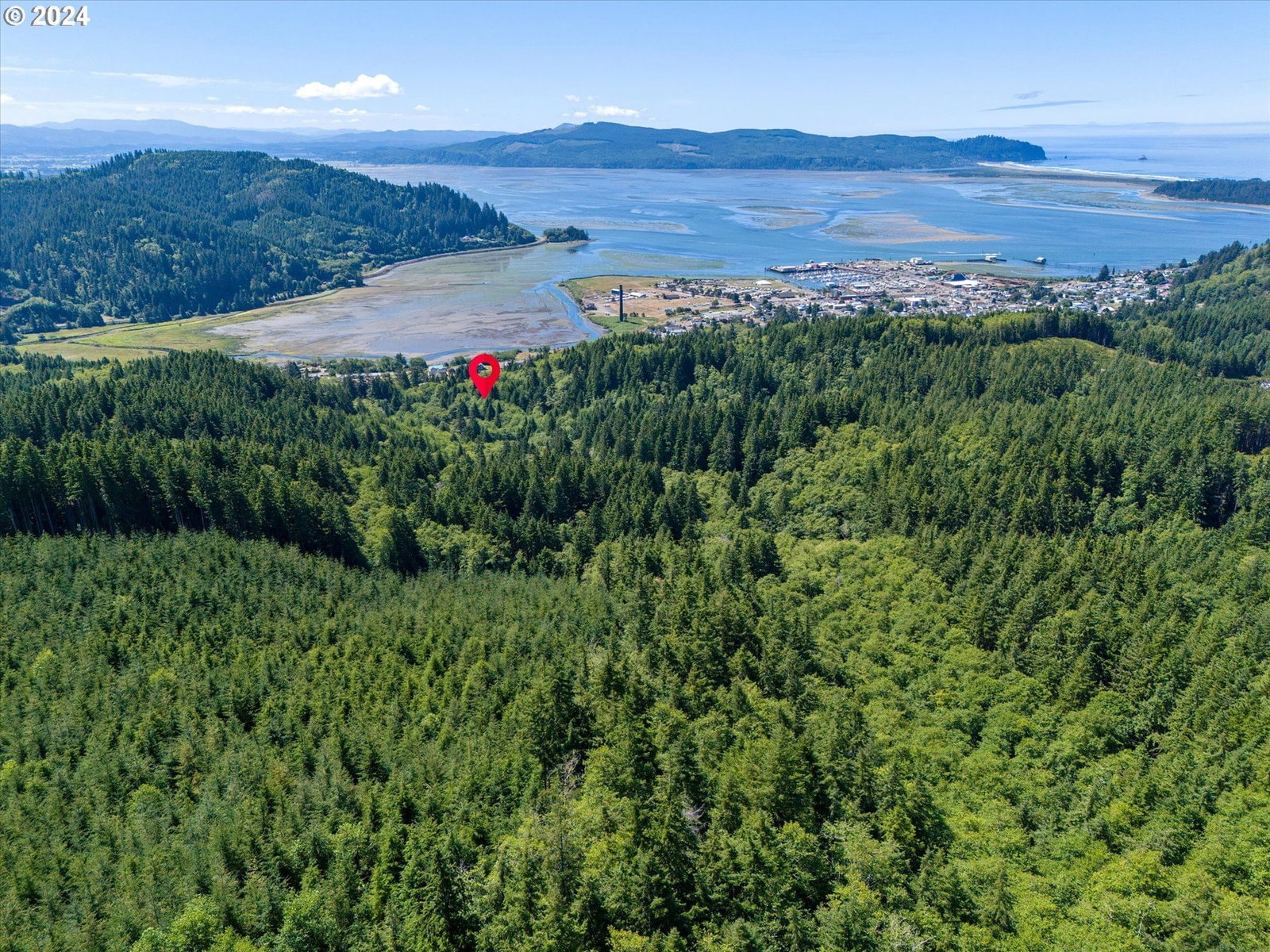 Listing photo 4 of 11, Franklin ST, Garibaldi, OR, 97118