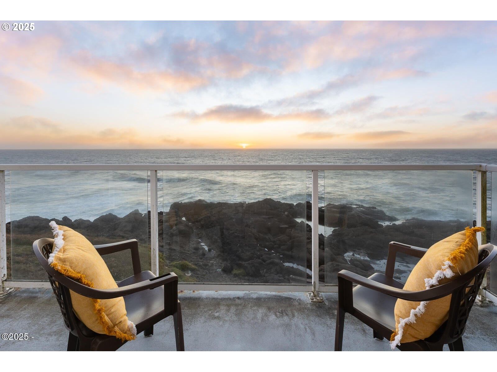 Listing photo 4 of 40, 1113 N HIGHWAY 101 #48, Depoe Bay, OR, 97341